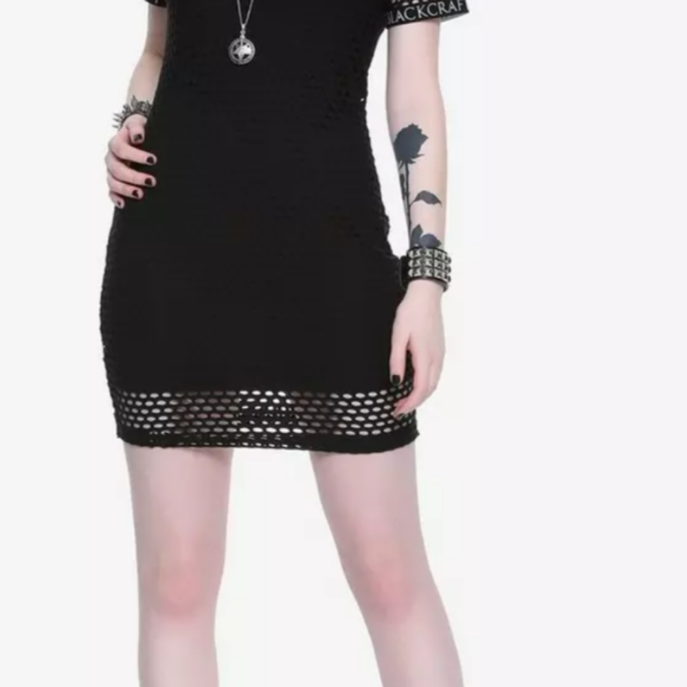 BLACKCRAFT Net Dress - Picture 3 of 3